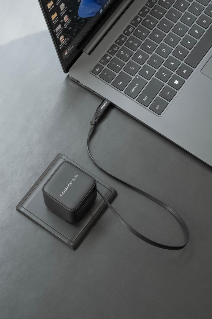 MOMAX 1-CHARGE 65W GAN 1 PORT CHARGER WITH BUILT-IN USB-C CABLE