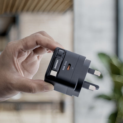 MOMAX 1-CHARGE 35W GAN 1 PORT CHARGER WITH BUILT-IN USB-C CABLE