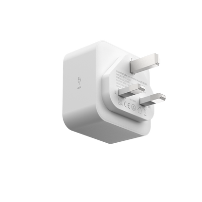 MOMAX IOT POWER PLUG
